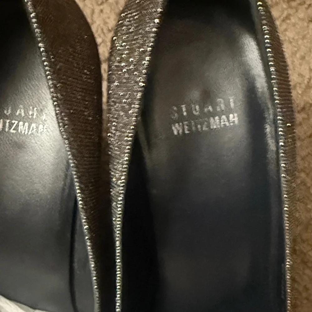Stuart Weitzman Silver Glitter Wedge Shoes 👠